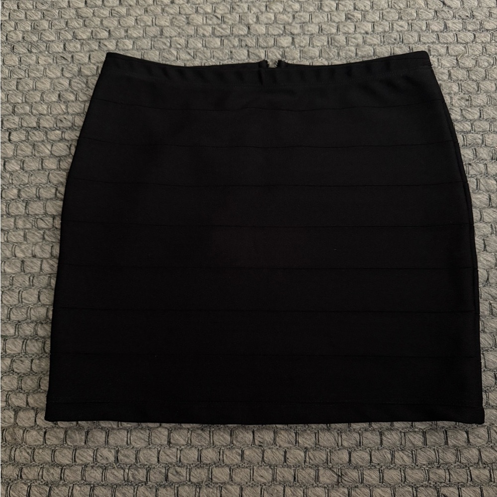 Aqua Classic Black Pencil Skirt
